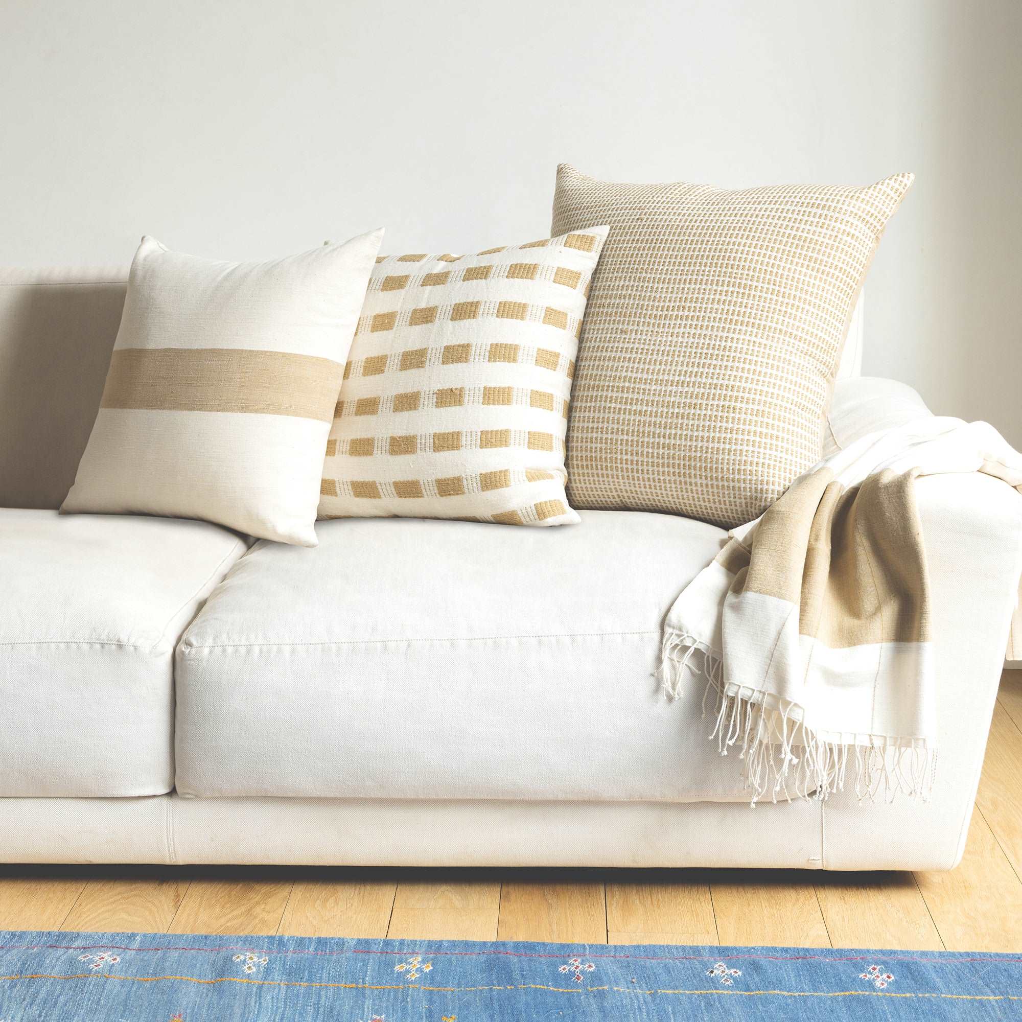 Coordinated Sofa/Bench Pillows Beige – Bolé Road Textiles